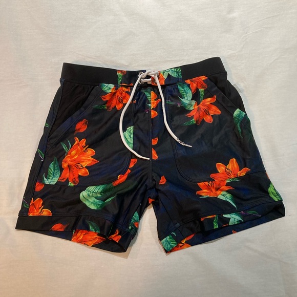 Men’s Taddlee Floral Swim Trunks, size small, NWOT! - Picture 1 of 4